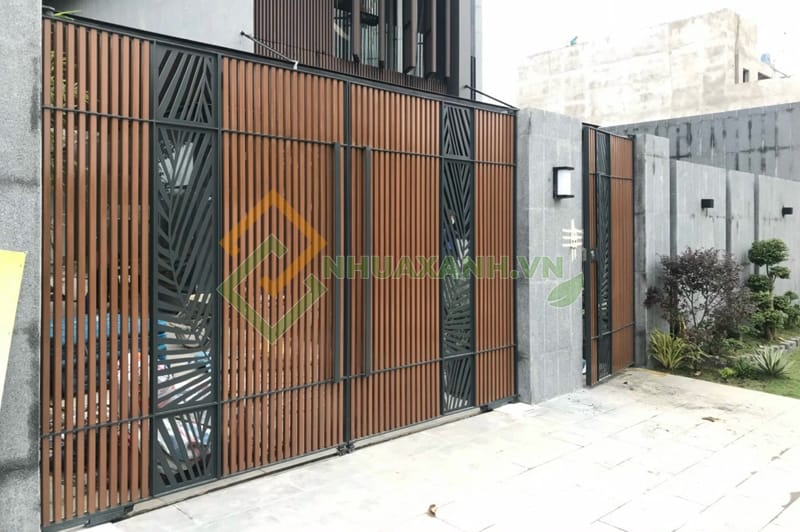 Cổng gỗ nhựa ngoài trời